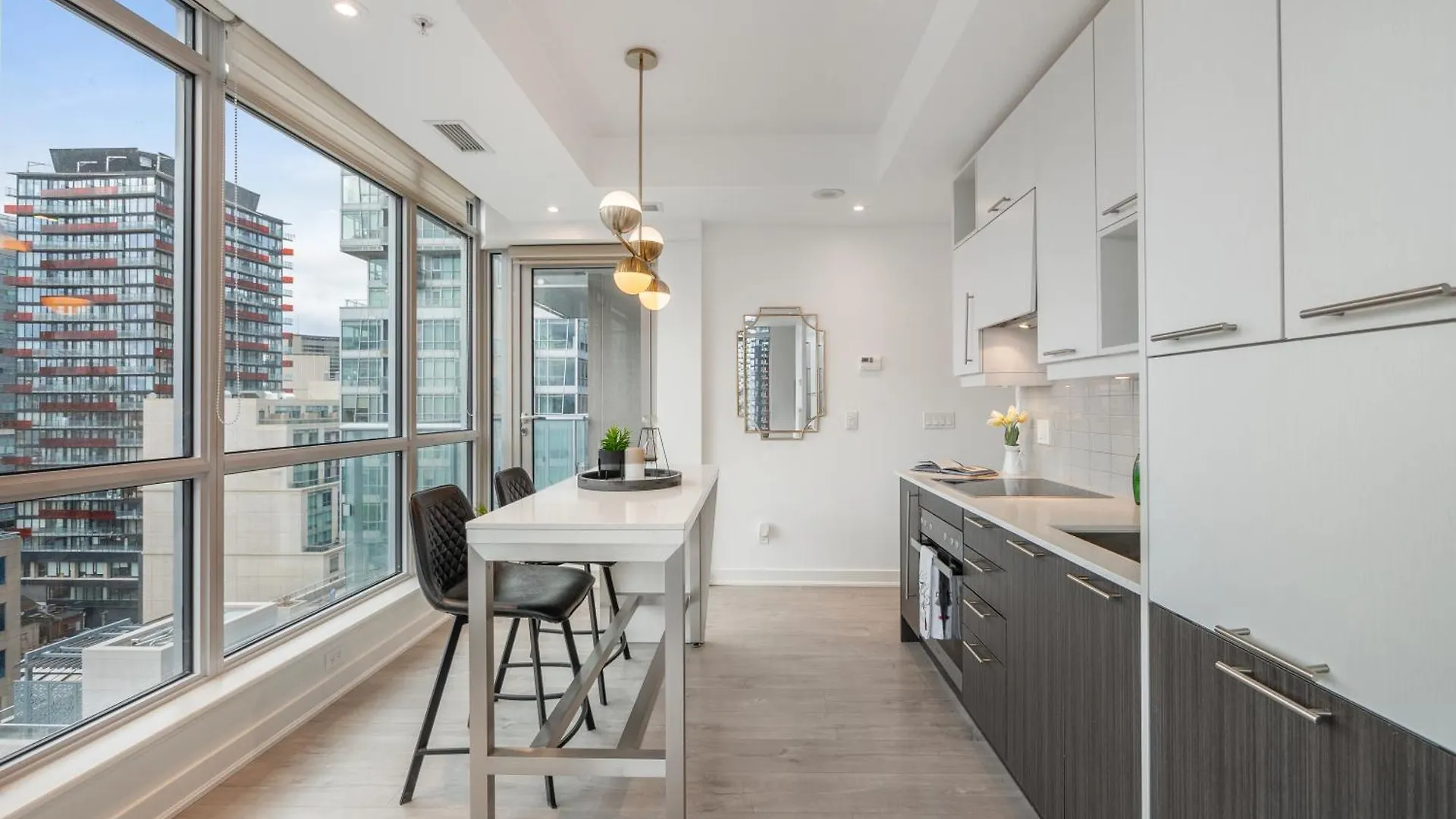 The Merrion Suites - Toronto'S Entertainment District Toronto