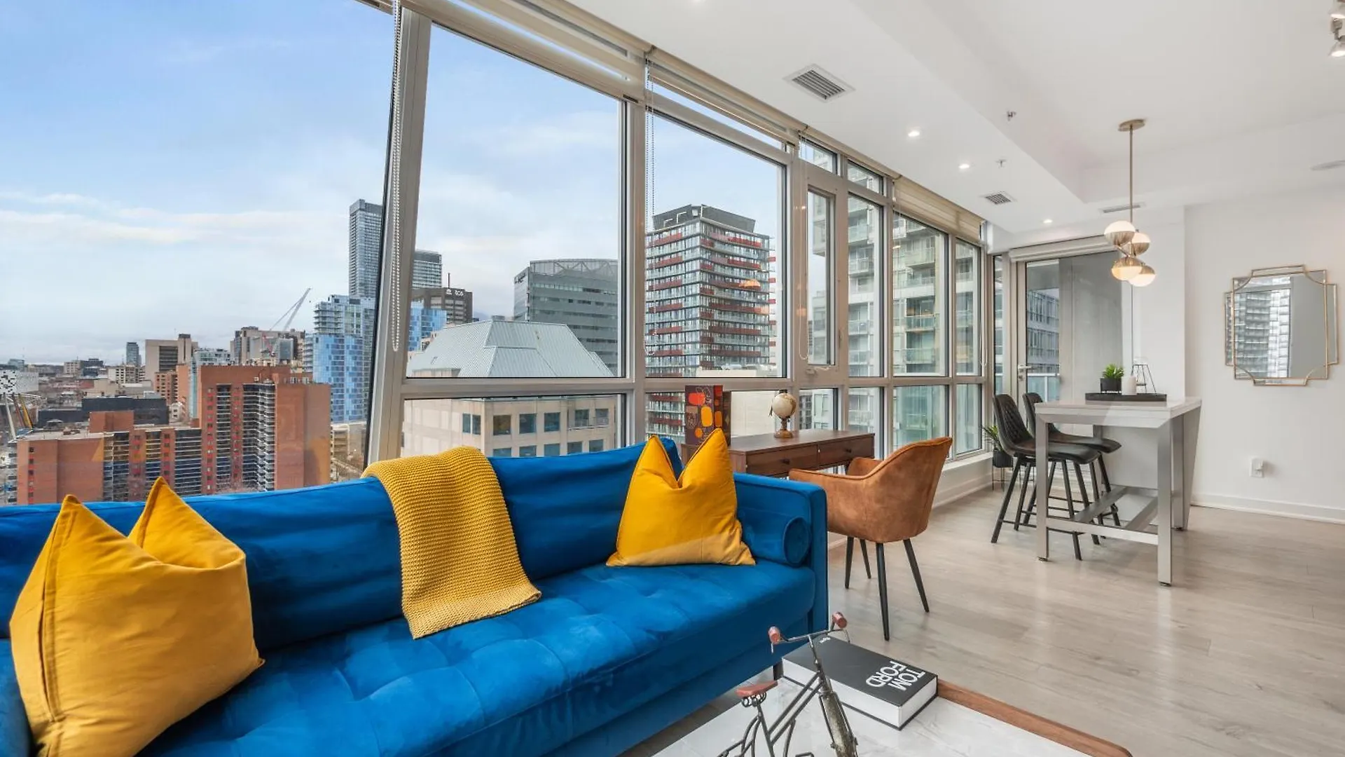 Apartment The Merrion Suites - Toronto'S Entertainment District